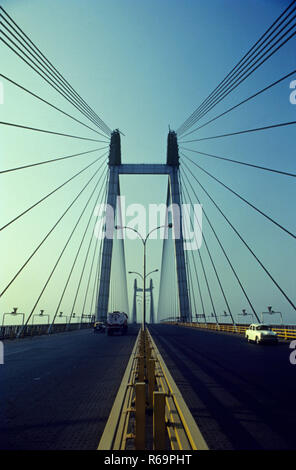 Setu vidyasagar o seconda hooghly Bridge (ponte nuovo), Calcutta, West Bengal, India Foto Stock