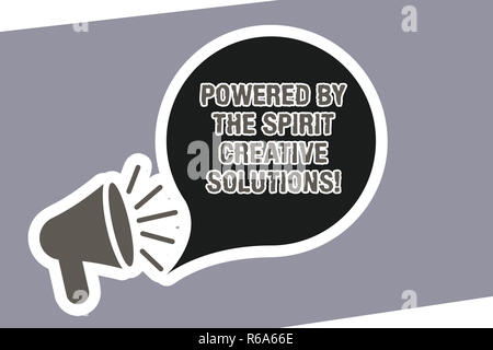 Segno di testo mostra Powered By lo spirito soluzioni creative. Foto concettuale potente nuove idee alternative megafono con icona di loudness e fustellato Sp Foto Stock