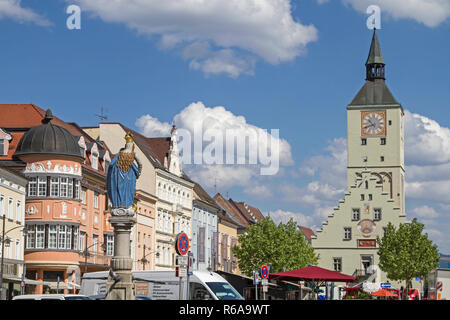 La parte inferiore del distretto bavarese Deggendorf è noto come il gateway per la foresta bavarese a causa della sua posizione nella Valle del Danubio ai piedi della Moun Foto Stock