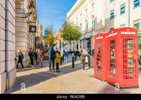 Una tipica vista in Covent Garden Foto Stock