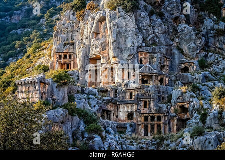 Lycian rock cut tombe di Myra in Turchia Foto Stock