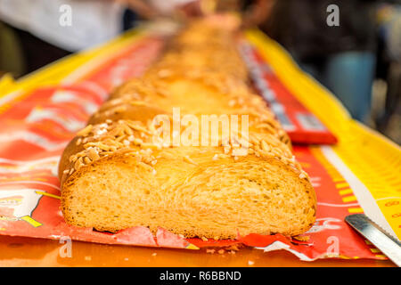 Intrecciato Bun di lievito Foto Stock