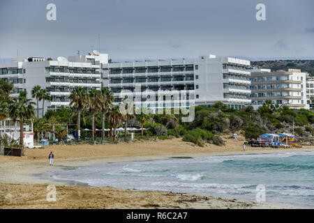 Hotel sulla spiaggia di Agia Napa, Repubblica di Cipro, Strandhotels, Republik Zypern Foto Stock