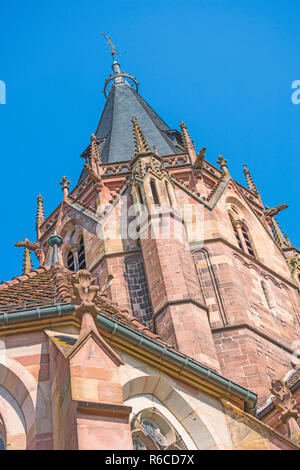 Basilica di San Pietro e Paolo Chiesa in Wissembourg Francia Foto Stock