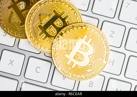 Golden bitcoins. Cryptocurrency . Foto Stock