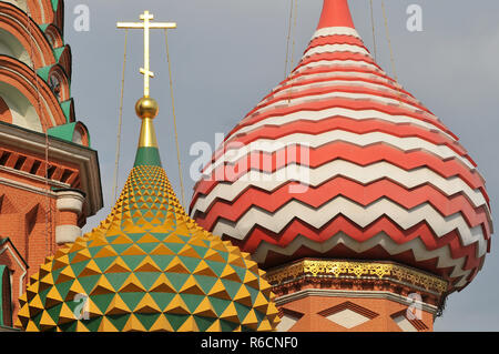 Russia, Mosca, Cupole della Cattedrale di San Basilio Foto Stock