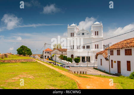 Meeran Moschea Jumma nel punto Utrecht Bastion nella Vecchia Fortezza Olandese di Galle, Provincia Meridionale, Sri Lanka Foto Stock