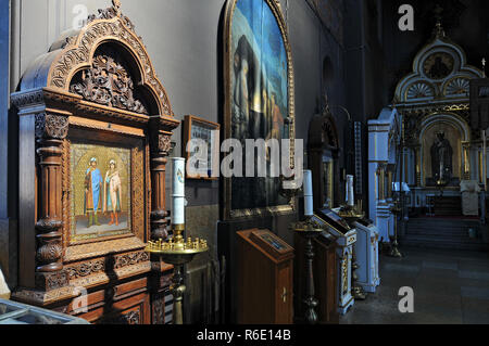 Dettaglio dell'interno della Cattedrale Uspenski a Helsinki in Finlandia Foto Stock