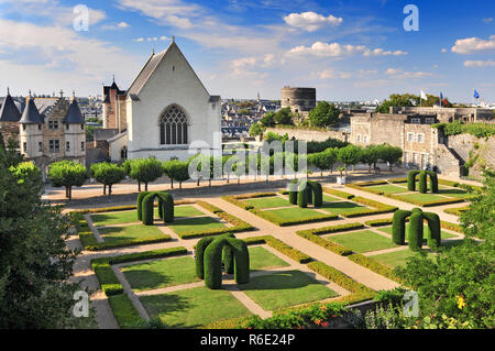 Il 15Th-Century Cappella Chateau D'Angers è un castello nella città di Angers nella Valle della Loira nel dipartimento di Maine-Et-Loire in Francia Foto Stock