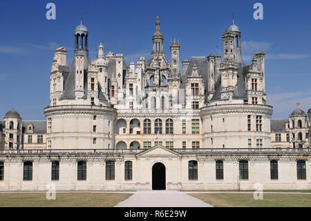 Chateau de Chambord Royal medievale castello francese della Valle della Loira Francia Europa Unesco patrimonio dell'Umanità Foto Stock