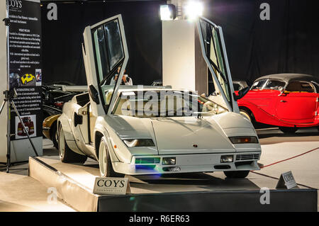 Francoforte - Settembre 2015: Lamborghini Countach LP400 1974 PRESENTATO A IAA International Motor Show il 20 settembre 2015 a Francoforte, Germania Foto Stock