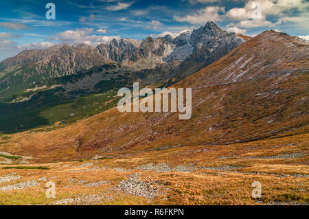 Vista dalla Kasprowy Wierch in Alti Tatra, Polonia Foto Stock