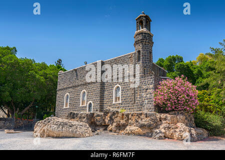 Chiesa del primato di san Pietro a Tabgha, della Galilea, Israele, Medio Oriente Foto Stock