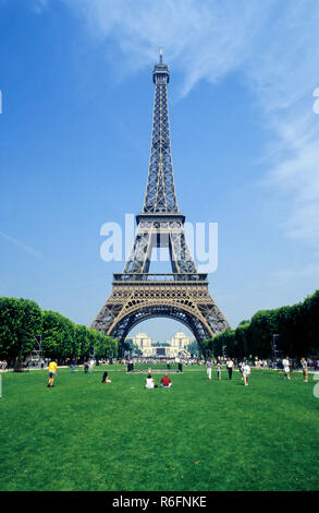 Torre Eiffel (Tour Eiffel, Paris, Francia Foto Stock