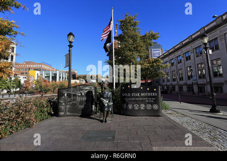 Stella d'oro madri monumento downtown Yonkers New York Foto Stock