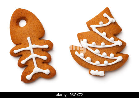 Natale gingerbread cookies isolati su sfondo bianco. Vista superiore Foto Stock