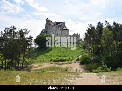 Il castello di Bobolice, fortezza vecchia in Polonia. Foto Stock