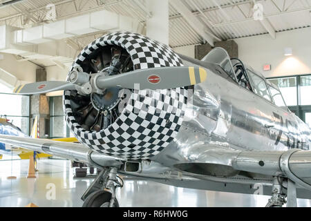 North American SNJ-4 Texano Trainer a Evergreen Aviation & Space Museum a McMinnville, Oregon Foto Stock