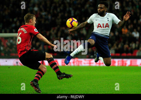 Londra, Regno Unito. 05 Dic, 2018. Danny Rose del Tottenham Hotspur ¨ in azione. EPL Premier League, Tottenham Hotspur v Southampton allo Stadio di Wembley a Londra il Mercoledì 5 dicembre 2018. Questa immagine può essere utilizzata solo per scopi editoriali. Solo uso editoriale, è richiesta una licenza per uso commerciale. Nessun uso in scommesse, giochi o un singolo giocatore/club/league pubblicazioni . pic da Steffan Bowen/Andrew Orchard fotografia sportiva/Alamy Live news Credito: Andrew Orchard fotografia sportiva/Alamy Live News Foto Stock