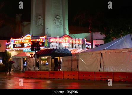 Los Angeles, Stati Uniti d'America. 05 Dic, 2018. LOS ANGELES, CA - 5 dicembre: una vista generale di atmosfera a Universal Pictures e MRC presente la premiere di 'Mortal motori' il 5 dicembre 2018 al Regency Village Theatre di Los Angeles, California. Credito: Barry re/Alamy Live News Foto Stock