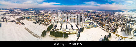 Antenna inverno nevoso vista di Krizevci Foto Stock