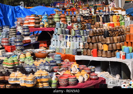 Ceramica in stallo. Foto Stock