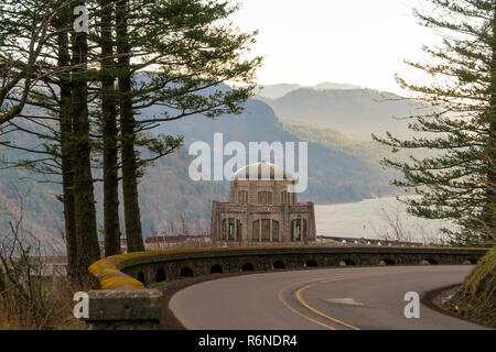 Casa Vista lungo la vecchia strada di Columbia Foto Stock