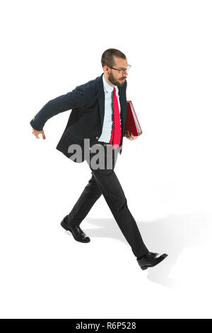 Corpo pieno ritratto dell uomo d affari con cartella su bianco Foto Stock