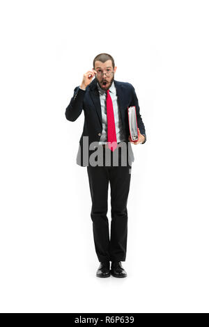 Corpo pieno ritratto di imprenditore su bianco Foto Stock
