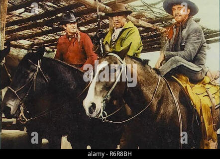 RIO CONCHOS 1964 XX Century Fox Film con da sinistra: Stuart Whitman,Richard Boone, Anthony Franciosa, Foto Stock