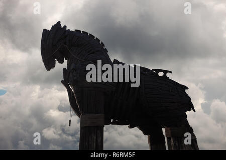 Canakkale, Turchia - 28 Luglio 2018 : cavallo di Troia realizzato per Troy film in Canakkale Foto Stock