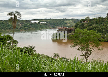Tre frontiere punto in Puerto Iguazu, Argentina Foto Stock