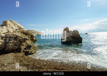 Longtime esposizione Roccia di Afrodite a Cipro Grecia Foto Stock
