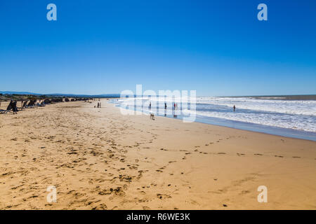 Spiaggia di sabbia sulla costa vicino a Essaouira, Marocco Foto Stock