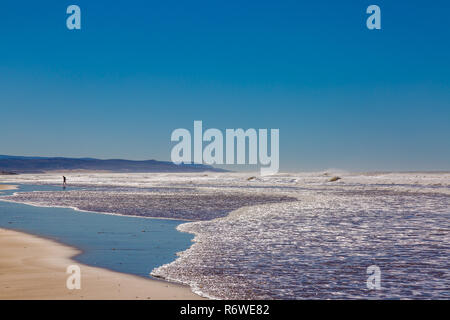 Spiaggia di sabbia sulla costa vicino a Essaouira, Marocco Foto Stock