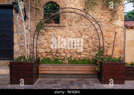 Banco in una pittoresca posizione Foto Stock