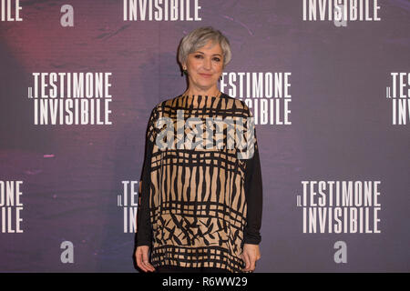 Maria Paiato mostrato durante il photocall del film Il testimone invisibile al Hotel San Regis - Roma Foto Stock