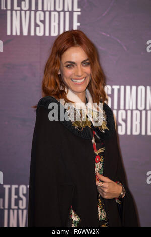 Miriam Leone nella foto durante il photocall del film Il testimone invisibile al Hotel San Regis - Roma Foto Stock