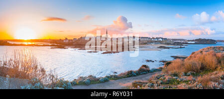 Fortezza Medievale Saint-Malo, Brittany, Francia Foto Stock