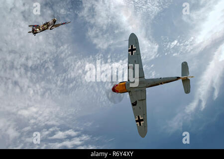 Spitfire Mk V e Messerschmitt Bf 109G ring di pugilato Foto Stock