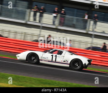 David bracciale, Steve Soper, Ford GT40, FIA, Masters storico di vetture sportive, Silverstone Classic 2015, auto, Chris McEvoy, il circuito da corsa, cjm-fotografia, Foto Stock