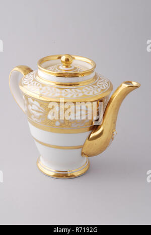 Teiera bianco con oro-bande colorate e fiore, acorn e decorazione in foglia, teiera stoviglie titolare servizio caffè tè set stoviglie ceramiche di smalto porcellanato smaltato, cotto smaltato caffettiera Teiera Zuccheriera bricco per latte 10 cup e piattini di vaschetta di risciacquo bere servono per la preparazione di tè Foto Stock