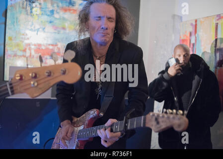 Vetrina Thierry Cojan nel luogo Art Parfum in Parigi Francia Foto Stock