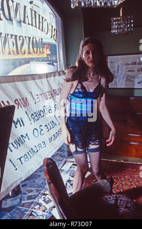 Helga und die Nordlichter, episodio: Heiße Ware für Kenner, Fernsehserie, Deutschland 1984, Regie: Marcus Scholz, Darsteller: Helga Feddersen Foto Stock