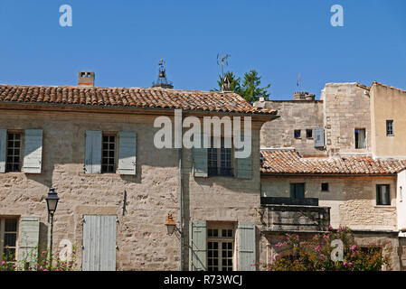 Nei pressi del castello di ducato di UZES, Gard, Occitanie, Languedoc-Roussillon, Francia, Europa Foto Stock