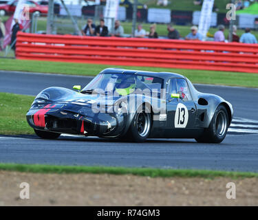 Nigel Greensall, Graham Wilson Chevron B8, torna in lizza, FIA, Masters storico di vetture sportive, Silverstone Classic 2016, 60's automobili, Chris McEvoy, Foto Stock