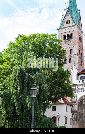 Cattedrale di Augsburg (Augsburger Dom) in primavera Foto Stock