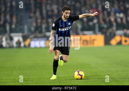Torino, Italia. 07 dicembre 2018. Sime Vrsaljko di FC Internazionale in azione durante la Serie A nella partita tra Juventus FC ed FC Internazionale. Credito: Marco Canoniero/Alamy Live News Foto Stock
