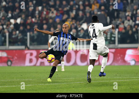 Torino, Italia. 07 dicembre 2018. Joao Mario di FC Internazionale in azione durante la Serie A nella partita tra Juventus FC ed FC Internazionale. Credito: Marco Canoniero/Alamy Live News Foto Stock