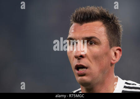 Torino, Italia, 07 dicembre 2018. Mario Mandzukic ( Juventus ) durante l'italiano 'Serie A' match tra Juventus 1-0 Inter presso lo stadio Allianz su dicembre 07, 2018 a Torino, Italia. Credito: Maurizio Borsari/AFLO/Alamy Live News Foto Stock